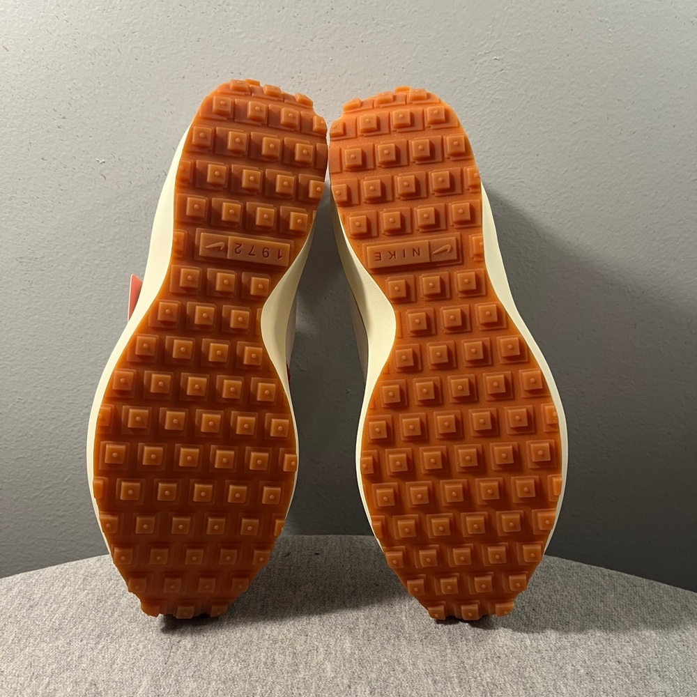 Nike Waffle Debut Vintage Adobe Sail Coconut milk Women's Shoe Size 7 DX2931-600 - Picture 7 of 11
